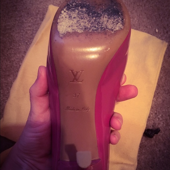 Louis Vuitton peep toe pumps. Wore only 3 times. - Picture 2 of 3
